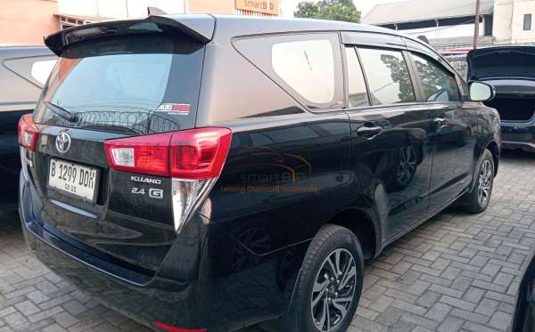 TOYOTA INNOVA 2.4 G