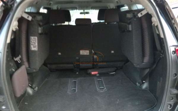 TOYOTA INNOVA 2.4 G