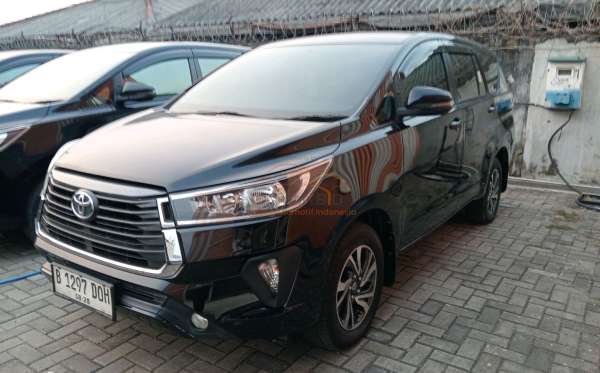 TOYOTA INNOVA 2.4 G