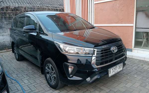 TOYOTA INNOVA 2.4 G