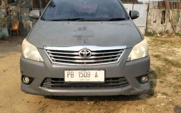 TOYOTA INNOVA