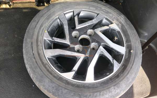 TOYOTA VELOZ 1.5