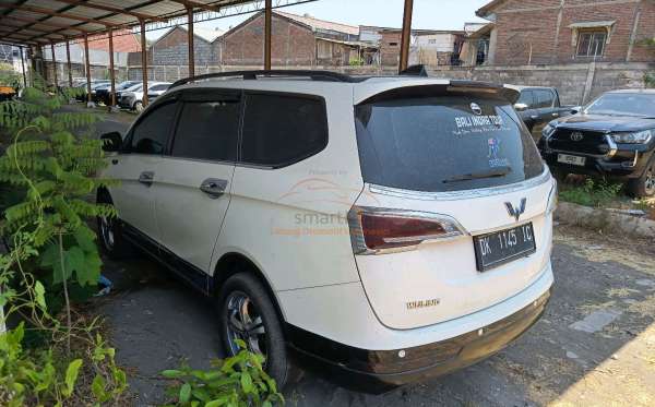 WULING CORTEZ 1.8C
