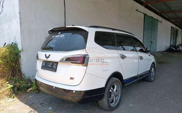WULING CORTEZ 1.8C