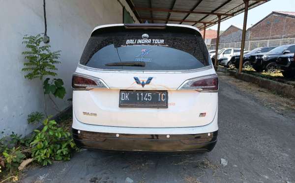 WULING CORTEZ 1.8C