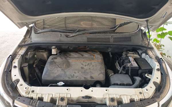 WULING CORTEZ 1.8C