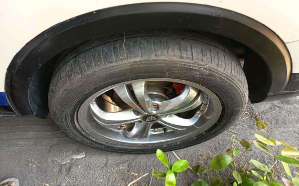 WULING CORTEZ 1.8C