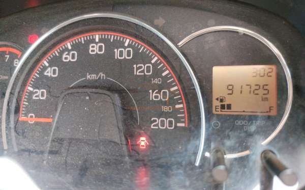 DAIHATSU AYLA 1.2R