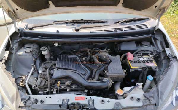 DAIHATSU AYLA 1.2R