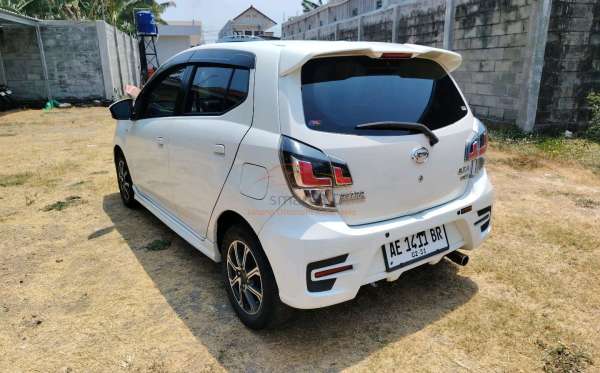 DAIHATSU AYLA 1.2R