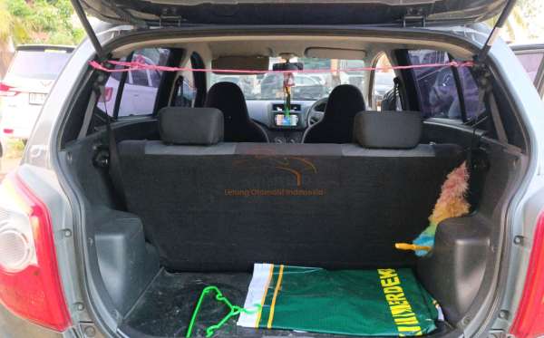 DAIHATSU  AYLA