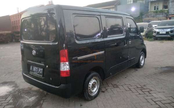 DAIHATSU GRAN MAX BLIND VAN