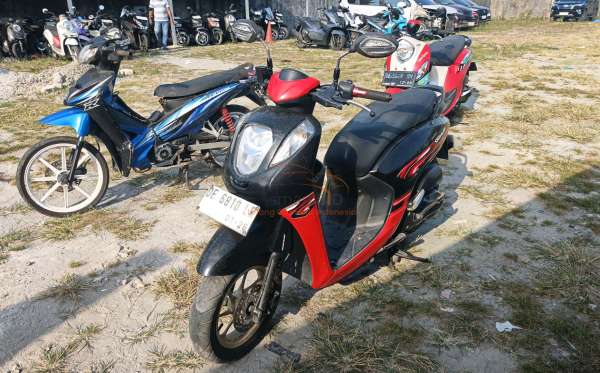 HONDA GENIO CBS