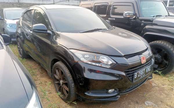 HONDA HRV 1.8 RS CVT CKD