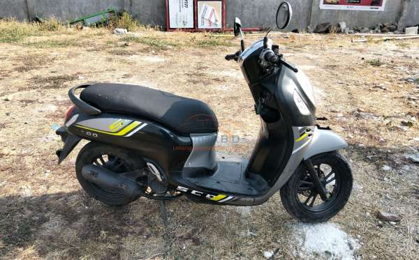 HONDA SCOOPY