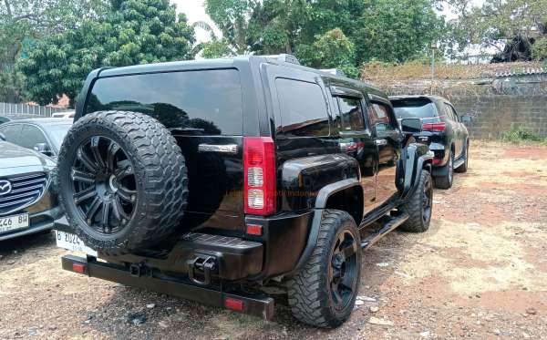 HUMMER H3