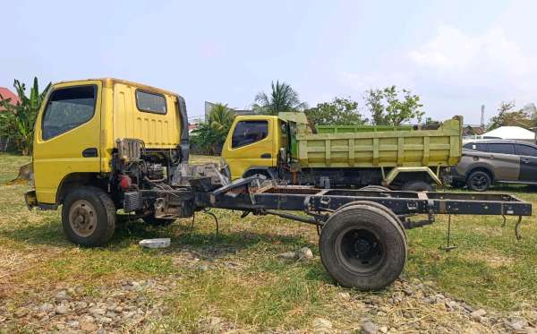 MITSUBISHI  CANTER  FE 74