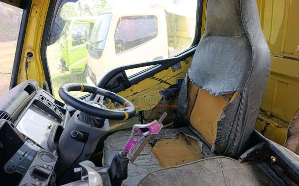 MITSUBISHI  CANTER  FE 74