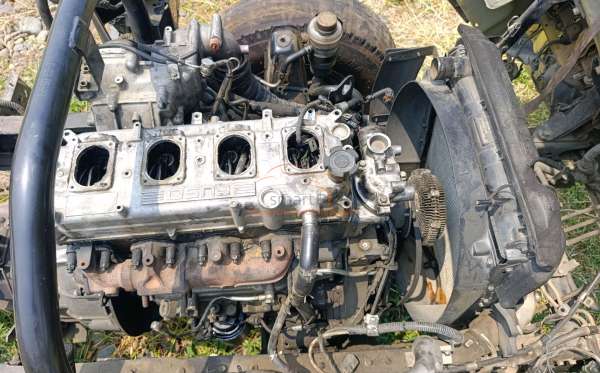 MITSUBISHI  CANTER  FE 74