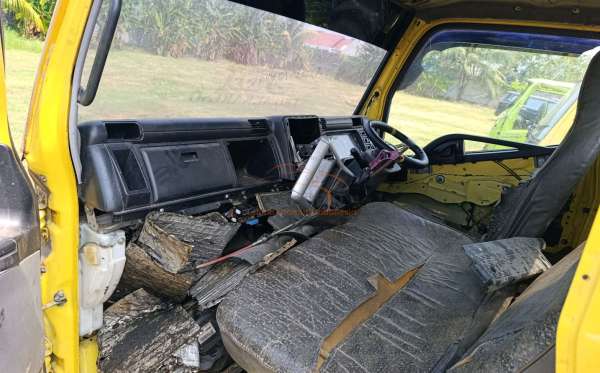 MITSUBISHI  CANTER  FE 74