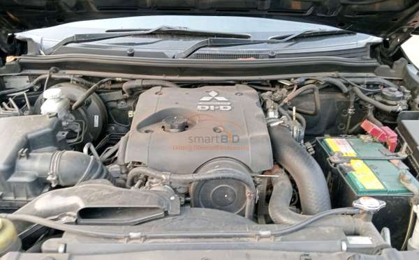 MITSUBISHI PAJERO SPORT 2.5L EXCEED (4X2)