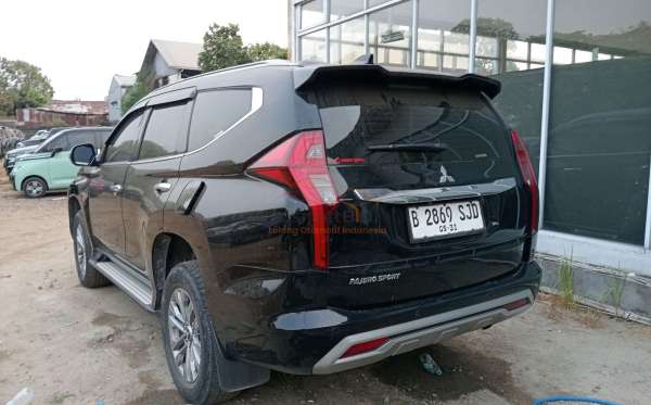 MITSUBISHI PAJERO SPORT 2.5L EXCEED (4X2)