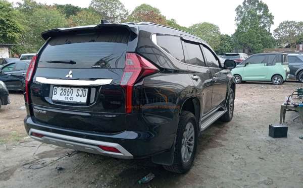 MITSUBISHI PAJERO SPORT 2.5L EXCEED (4X2)