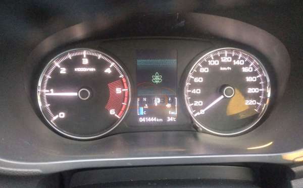MITSUBISHI PAJERO SPORT 2.5L EXCEED (4X2)