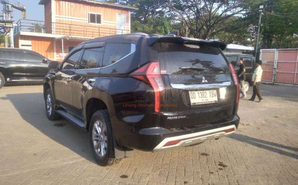 MITSUBISHI PAJERO SPORT 2.5L EXCEED (4X2)