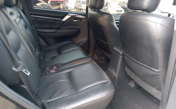 MITSUBISHI PAJERO SPORT 2.5L EXCEED (4X2)