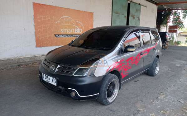 NISSAN LIVINA