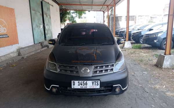 NISSAN LIVINA