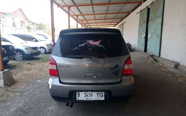 NISSAN LIVINA