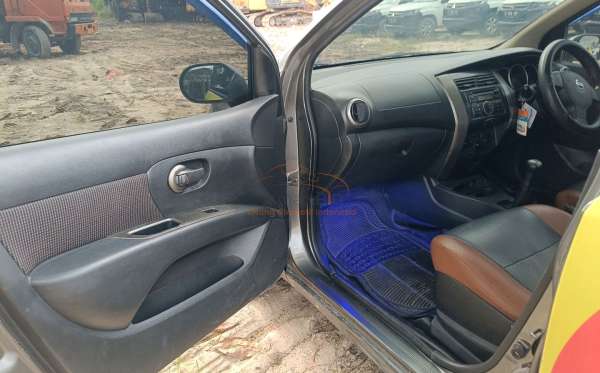 NISSAN LIVINA X-GEAR