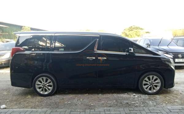 TOYOTA ALPHARD 2.5