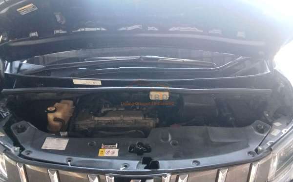 TOYOTA ALPHARD 2.5