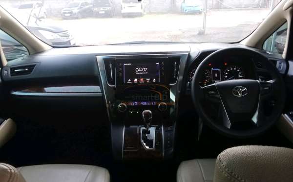 TOYOTA ALPHARD 2.5