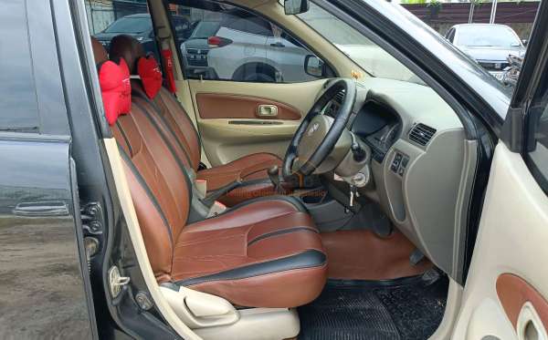 TOYOTA AVANZA 1.3 G