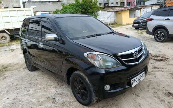 TOYOTA AVANZA 1.3 G