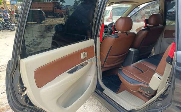 TOYOTA AVANZA 1.3 G