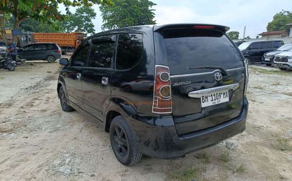 TOYOTA AVANZA 1.3 G