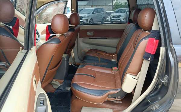TOYOTA AVANZA 1.3 G