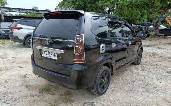 TOYOTA AVANZA 1.3 G