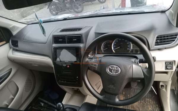 TOYOTA AVANZA 1.3 G