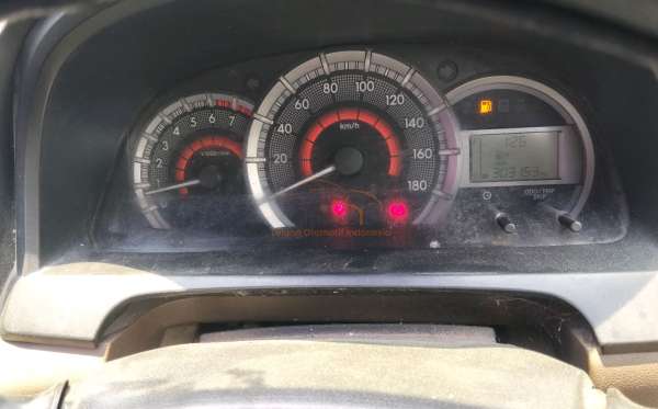 TOYOTA  AVANZA  1.3 G