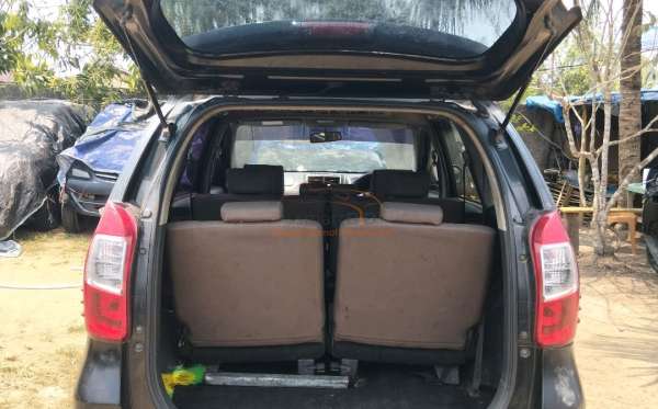 TOYOTA  AVANZA  1.3 G