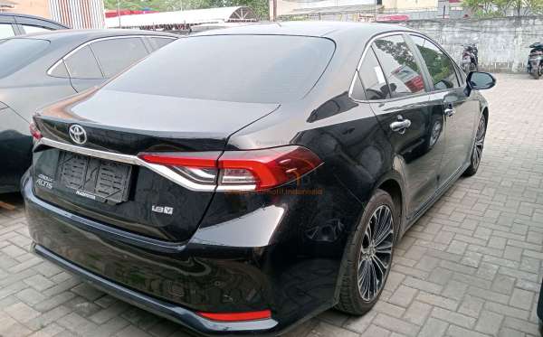 TOYOTA COROLLA ALTIS 1.8 V