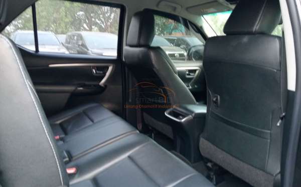 TOYOTA FORTUNER 2.4 VRZ