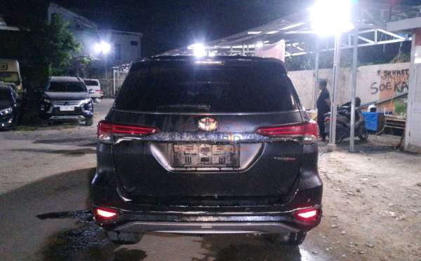 TOYOTA FORTUNER 2.4 VRZ