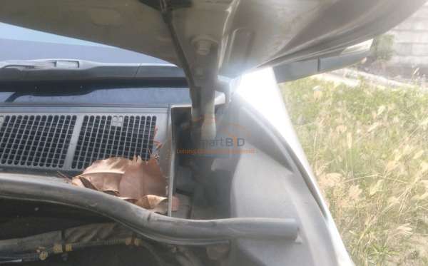 TOYOTA HILUX DOUBLE CABIN